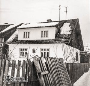 Maniowy 111 – front