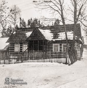 Maniowy 142 – front