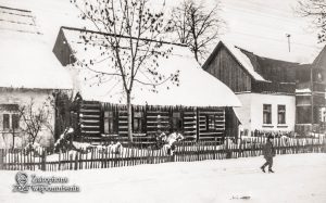 Maniowy 15 – front