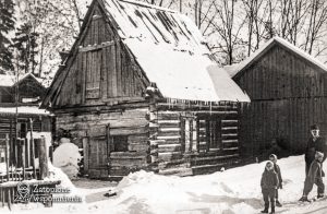 Maniowy 214 – front