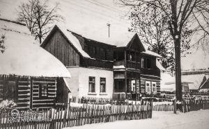 Maniowy 22 – front