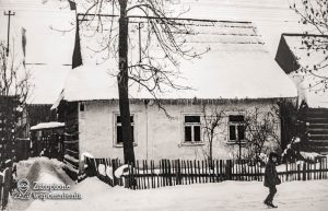 Maniowy 233 – front