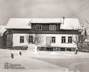 Maniowy 328 – front