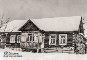 Maniowy 32 – front