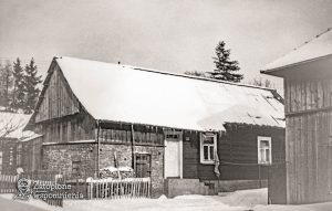 Maniowy 353 – podwórko