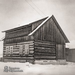 Maniowy 355 – wejście