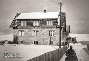 Maniowy 367 – wejście