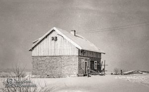 Maniowy 379 – wejście