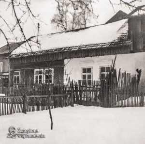 Maniowy 62a – front