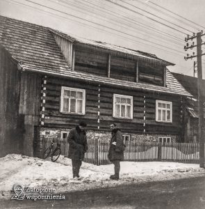 Maniowy 71 – front