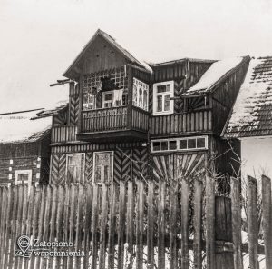 Maniowy 76 – front