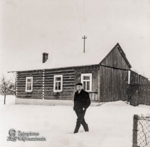 Maniowy 80 – front