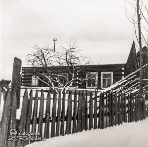 Maniowy 81 – front