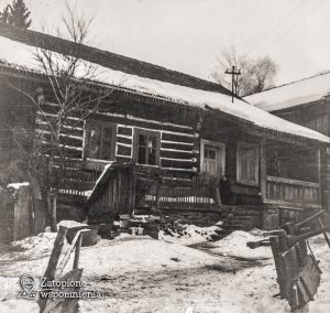 Maniowy 92 – podwórko